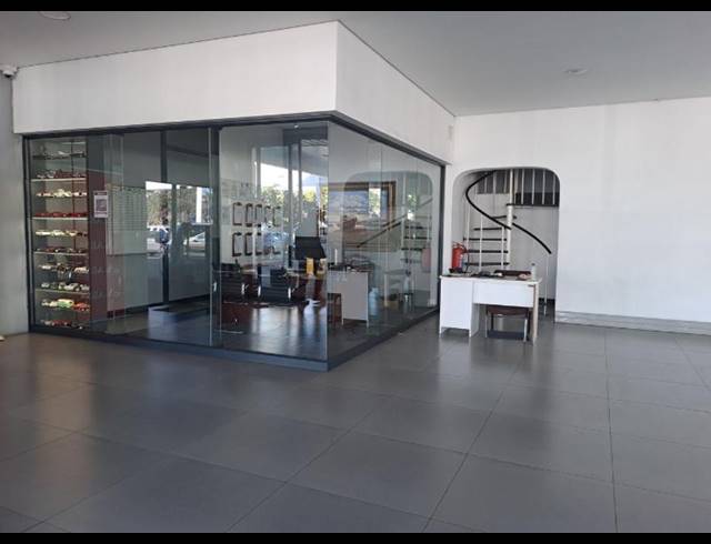BUSINESS FOR SALE IN PAROW EAST